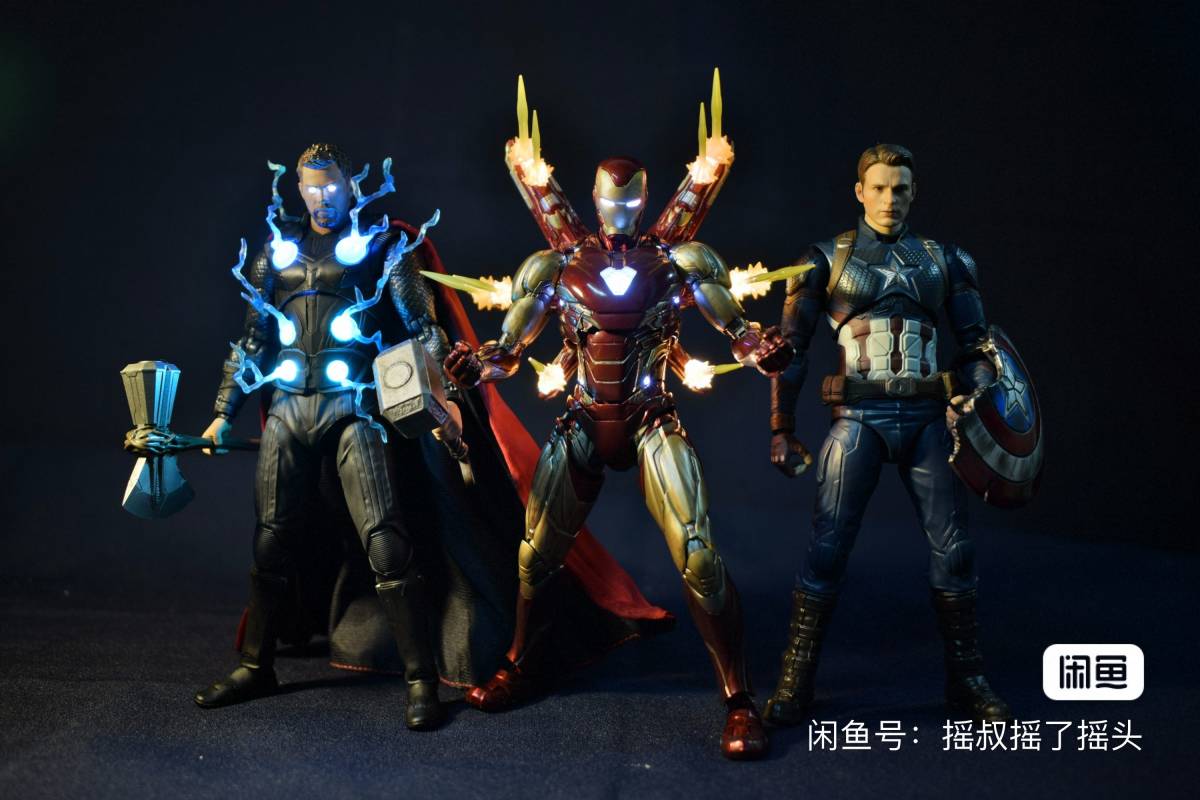 Lighted Marvel Figures Lighted Marvel Figures